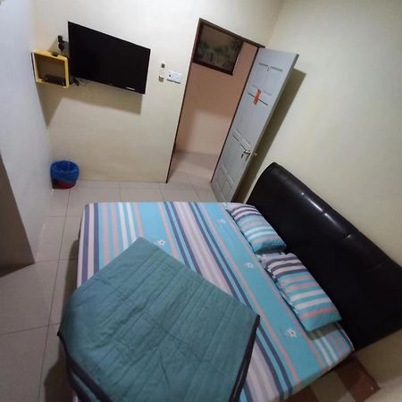 Happy Homestay Lukut พอร์ตดิ๊กสัน ภายนอก รูปภาพ